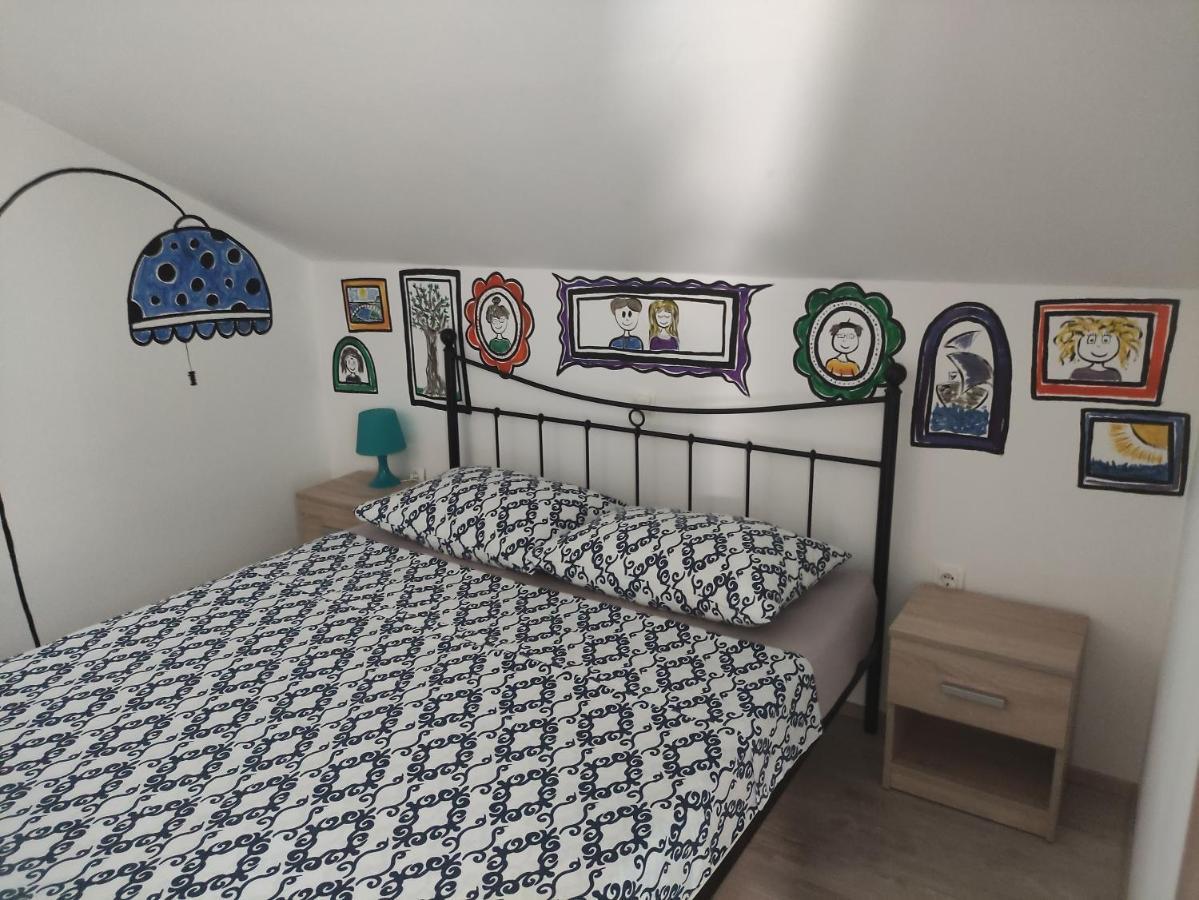 Simonetti Apartments Malinska Bagian luar foto