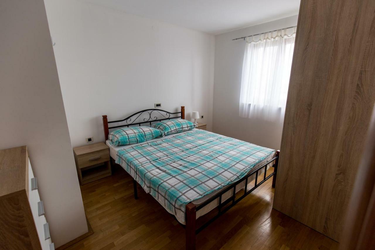 Simonetti Apartments Malinska Bagian luar foto