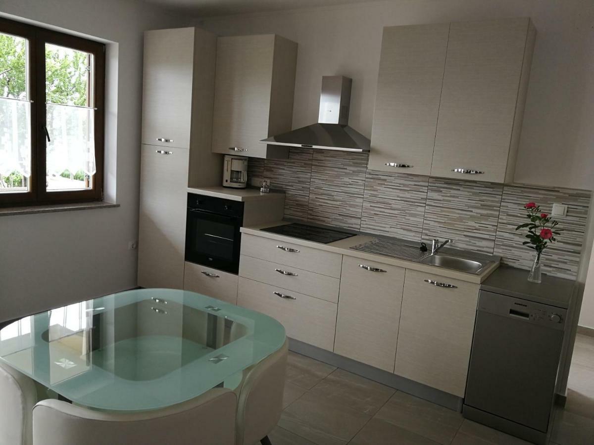Simonetti Apartments Malinska Bagian luar foto